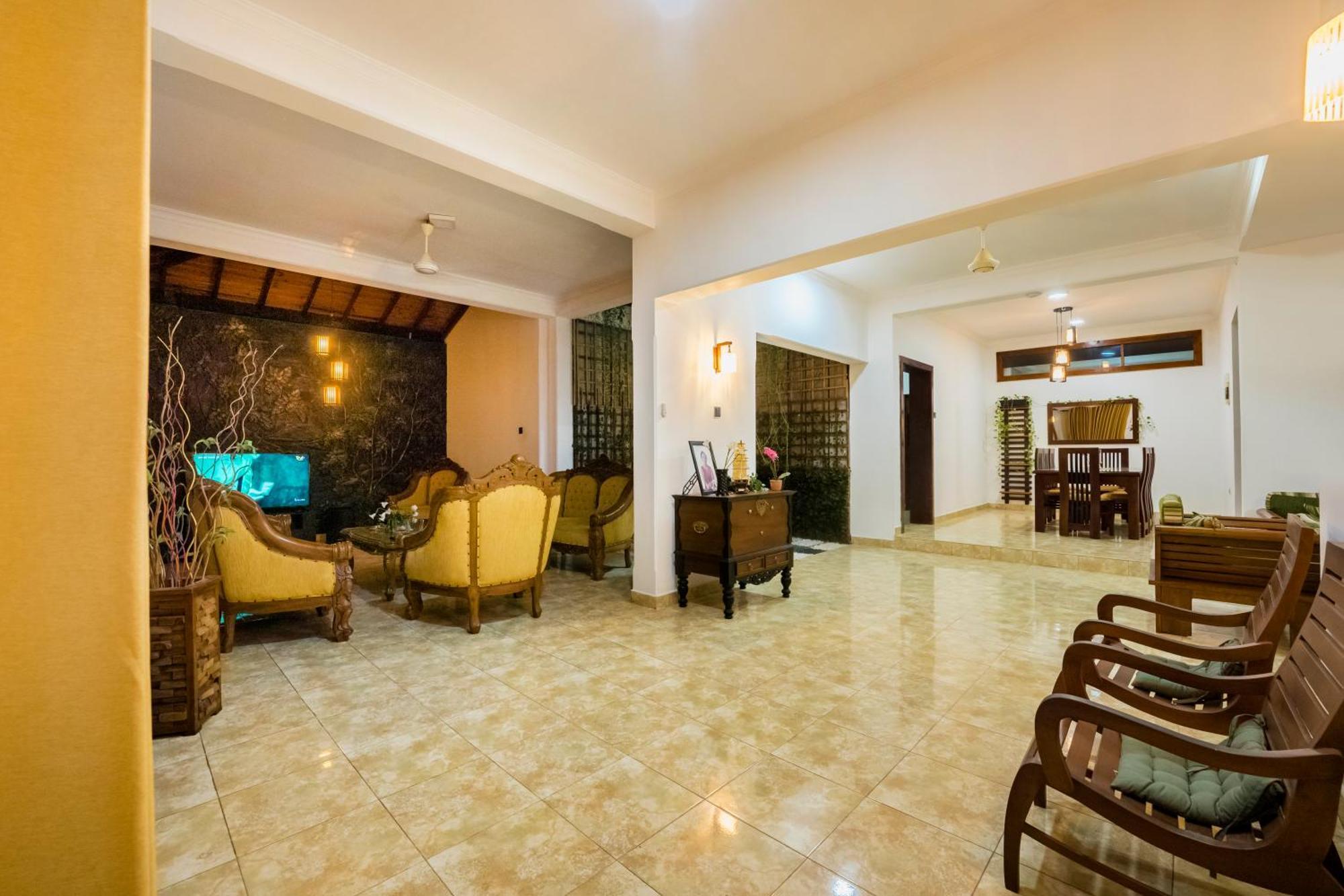 Thithi'S Palace Mirissa Luaran gambar