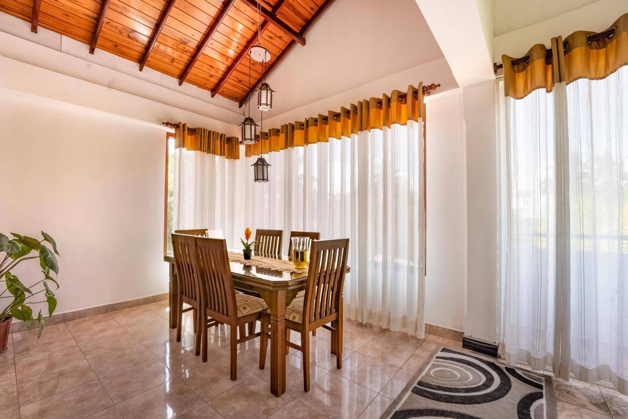 Thithi'S Palace Mirissa Luaran gambar