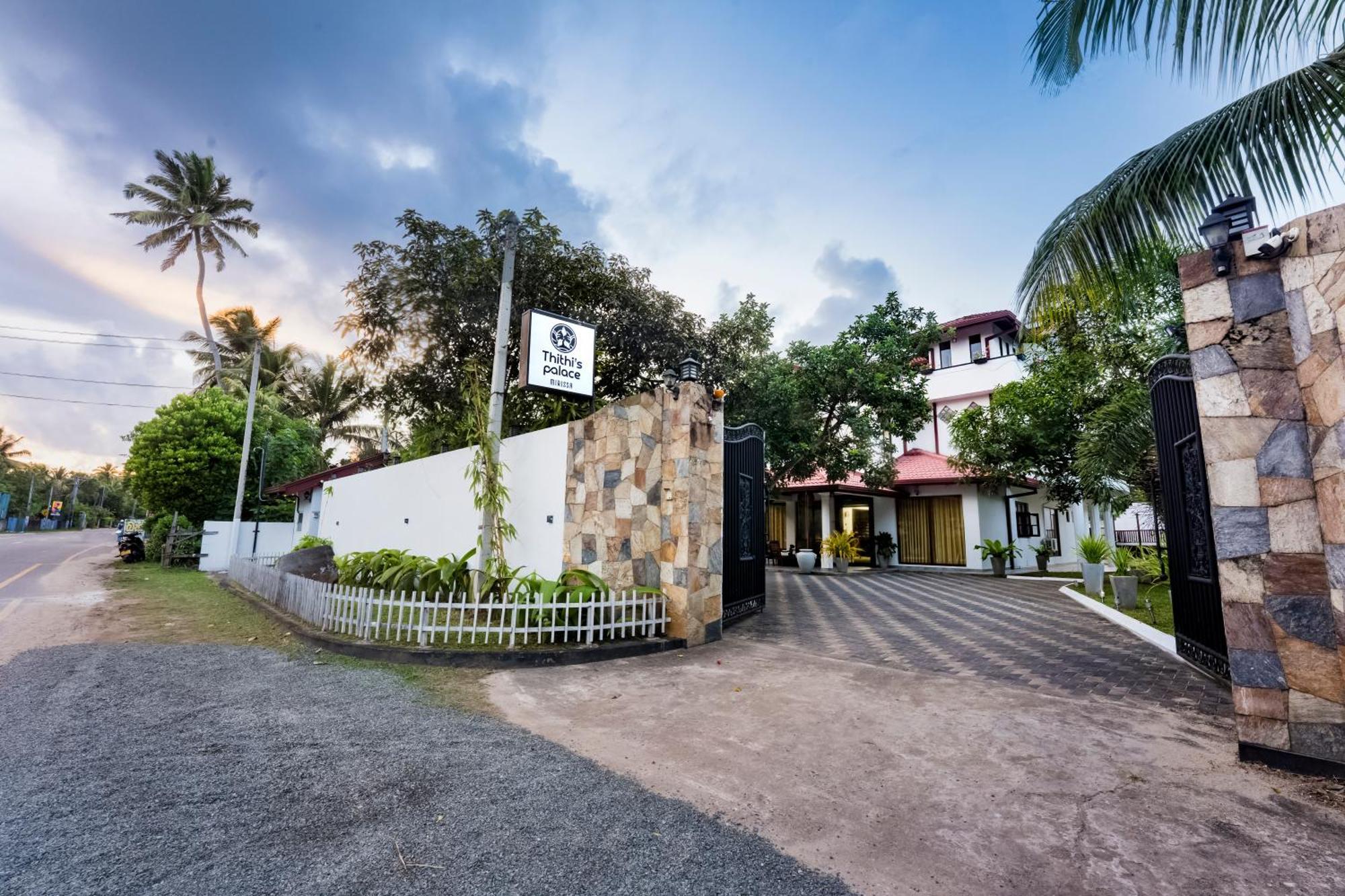 Thithi'S Palace Mirissa Luaran gambar