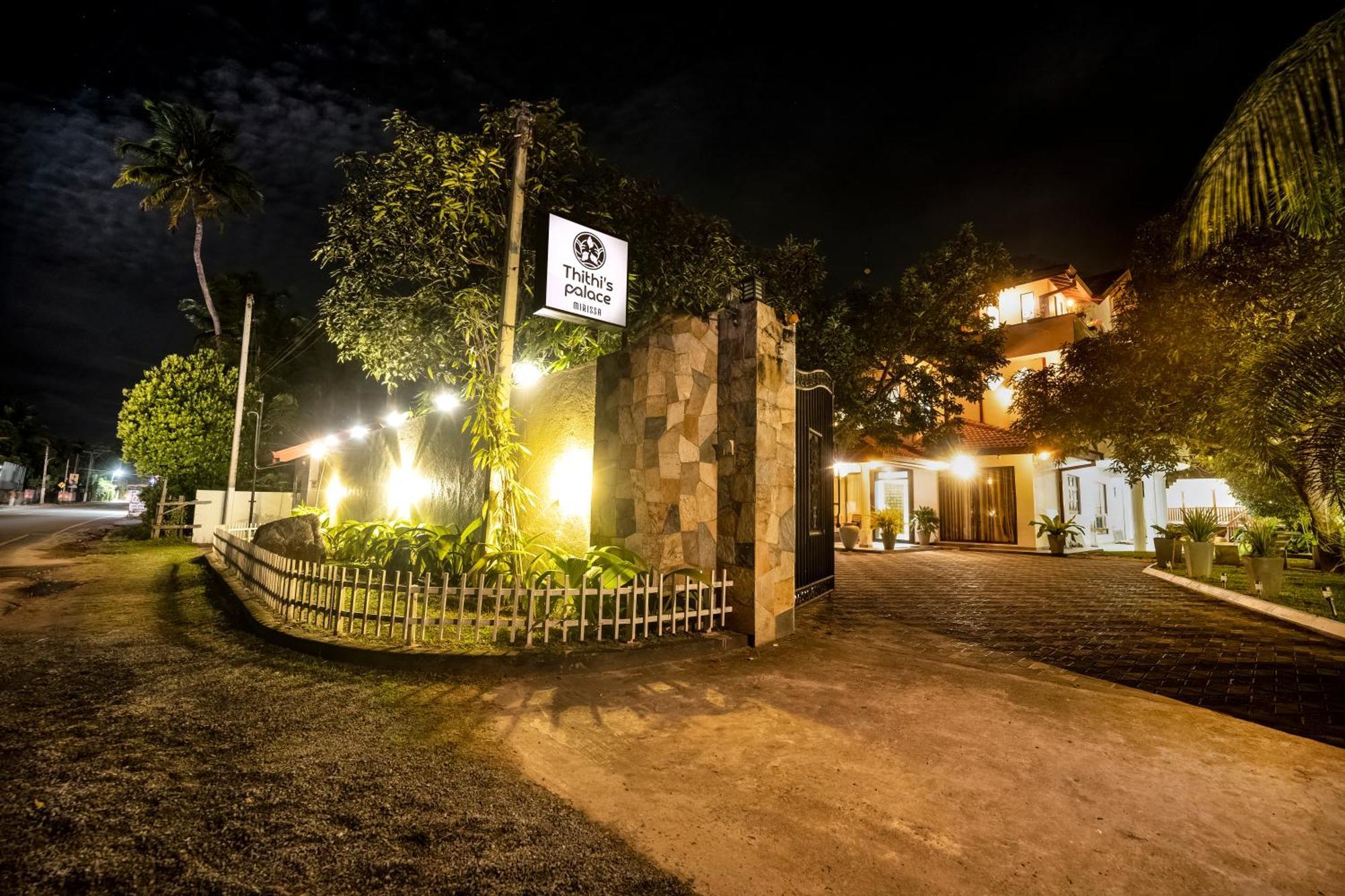 Thithi'S Palace Mirissa Luaran gambar