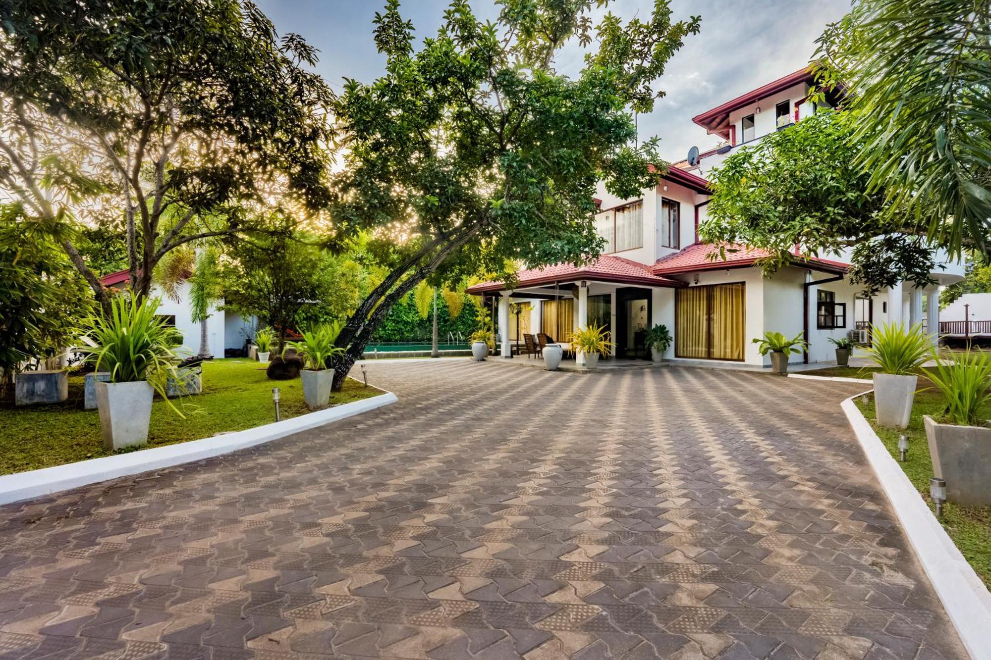 Thithi'S Palace Mirissa Luaran gambar